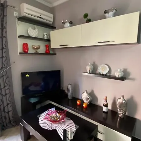 Elanza Apartment Sarande